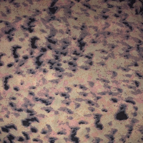 ⚡️🆕Gorgeous Peachy Coral Printed Kimono⚡️ - Picture 3 of 8